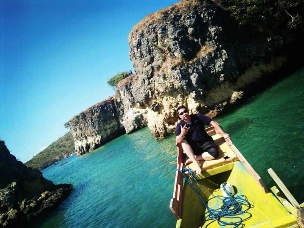 Boat cruise to Cumi Island
