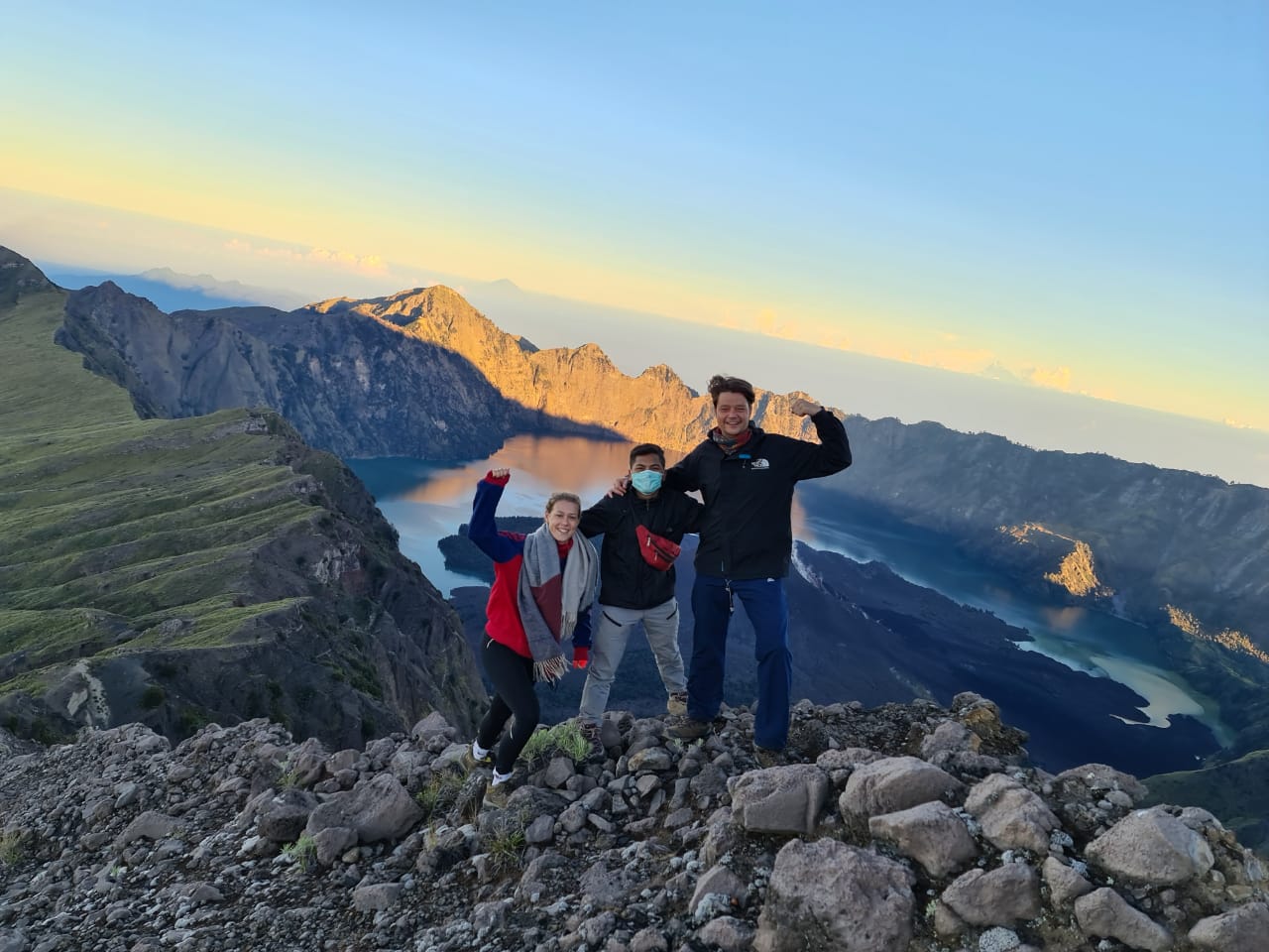 2D 1N Hiking Rinjani to 2nd Summit